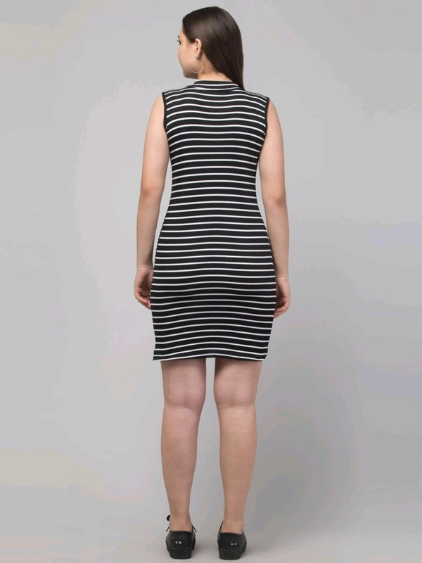 Women Bodycon Black, Red, White Dress
 - Black Lining, L