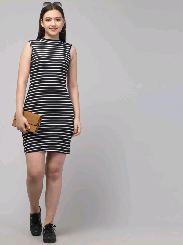 Women Bodycon Black, Red, White Dress
 - Black Lining, L