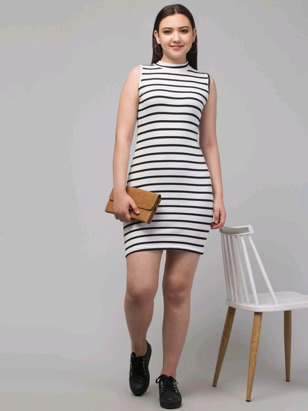 Women Bodycon Black, Red, White Dress
 - white Lining, M
