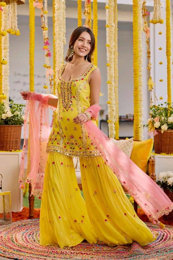 Yellow Sharara Set - Galliano, XL