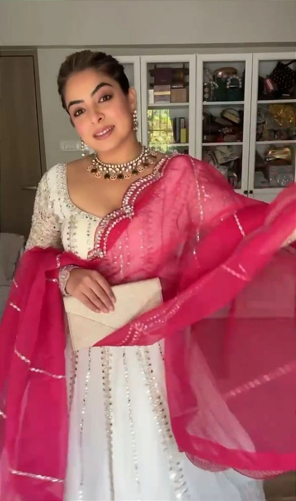 Mahira off-white short anarkali with plazo and organza pink dupatta - White, Free