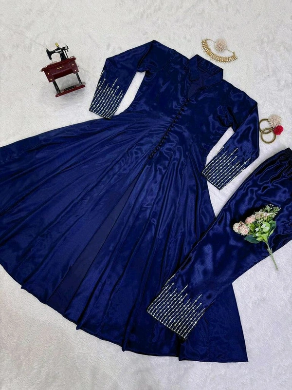 Dark Green Color Kurti Set For Mehendi Rasam - Bunting, XL
