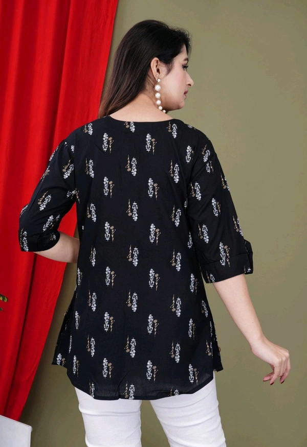 Casual Roll Up Sleeves Printed Women Green, Yellow, White Top
 - Black, L