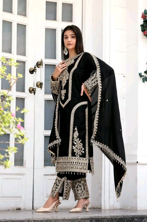 Heavy Chinon Silk kurti Eith Embroidered salwar And Dupatta Set
 - Black, M