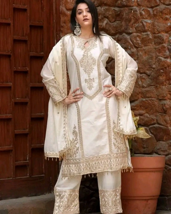 Heavy Chinon Silk kurti Eith Embroidered salwar And Dupatta Set
 - Athens Gray, XXXL