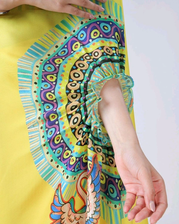 Drape Saree In 2 Different Way To Wear Saree* - corn yellow, Free Size