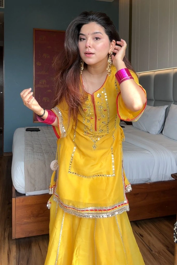 Golden Muse Sharara Set - XL, Bright Sun