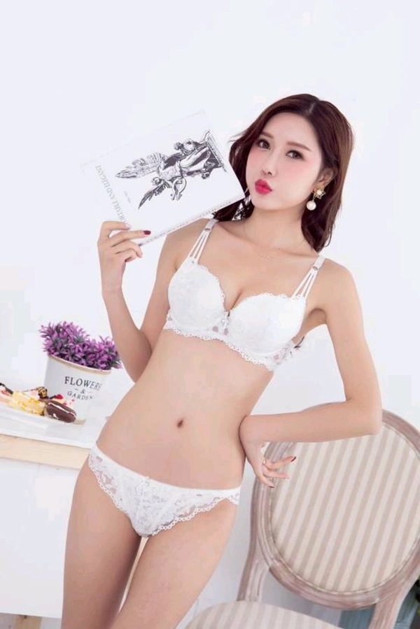 Premium Women's Padded Bra Penty Set | Net Fabric Padded Underwire Undergarments Set Lingerie | Push-Up Underbody Polyamide Set for Women - White, 36A