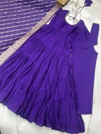 Pista Silk Gown With Jacquard Banarasi Dupatta - Daisy Bush, XXL