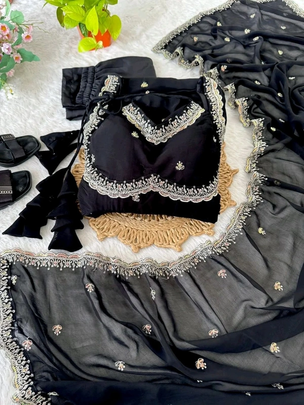 Red Georgette Embroidery Anarkali Suit Set with Dupatta Ready to Wear for Celebrations - Black, L