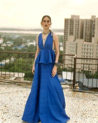 Royal blue handwoven silk skirt set
 - Blue, L