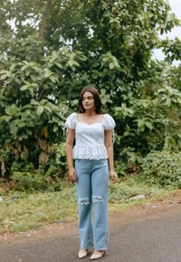 Woman's Trendy And Stylish Lace Top - White, XS