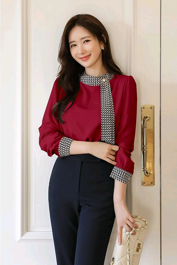 Tops Full Sleeve top for Women.

 - Red, XL