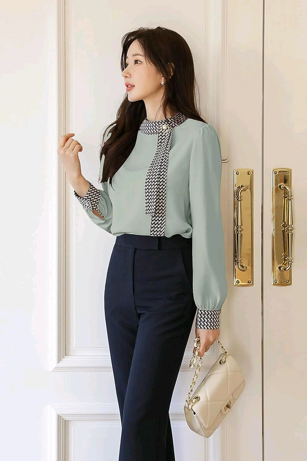 Tops Full Sleeve top for Women.

 - pistaii, S