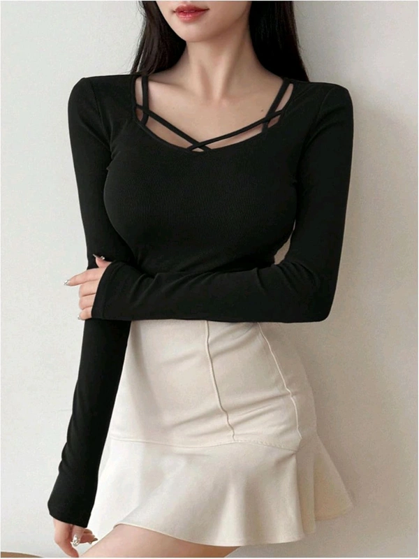 Women's Criss Cross Scoop Neck T Shirt Long Sleeve Slim Fit Dressy Casual Fall Tops - Black, M