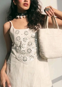 Sleeveless Cotton Flex Kurta Pant Set – Elegant Summer Style
- White, XXL