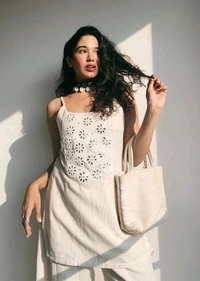 Sleeveless Cotton Flex Kurta Pant Set – Elegant Summer Style
- White, XXL