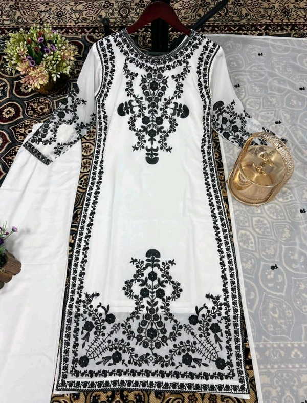 Marvelous White Color Thread Work Salwar Suit - XL, White