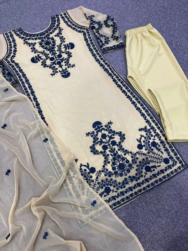 Marvelous White Color Thread Work Salwar Suit - XXXL, Light Gry