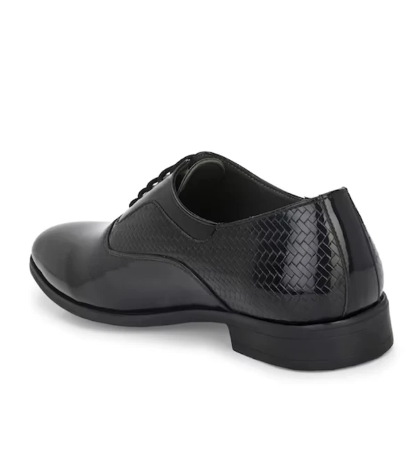 Men Textured Formal Oxfords - 6