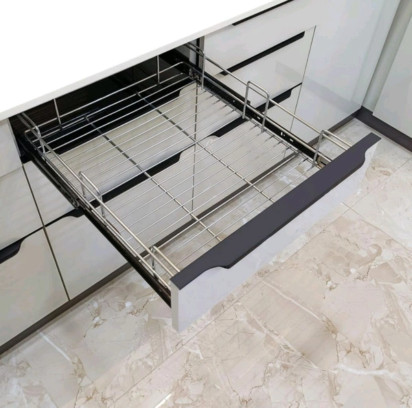 CRAFTISTA®️ 5mm Plain Wire Basket  - 6", 12x20