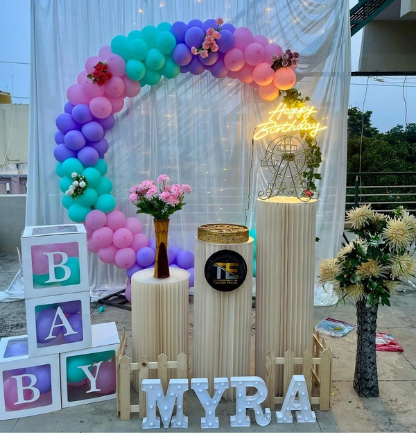 Pastel Ring Decor 