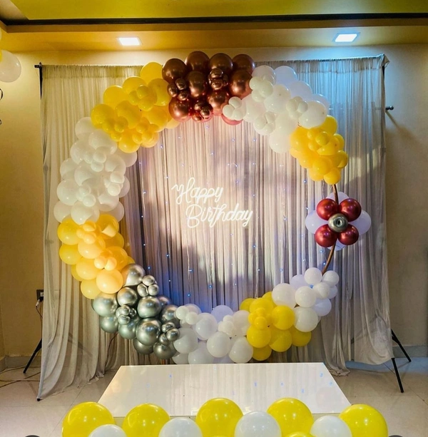 Romantic Ring Decor 