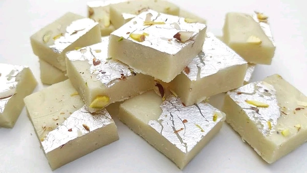Milk Barfi Sweet - 250g - 1'2 Inches