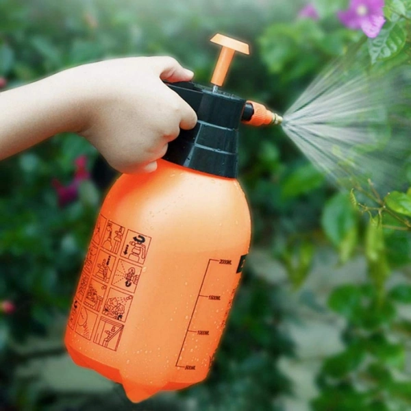 Water Sprayer Hand-held Pump Pressure Garden Sprayer - 2 L