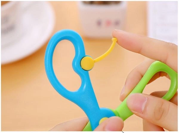(Stock Out) Kids Handmade Plastic Safety Scissors Safety Scissors