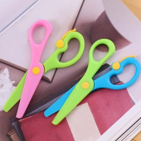 (Stock Out) Kids Handmade Plastic Safety Scissors Safety Scissors
