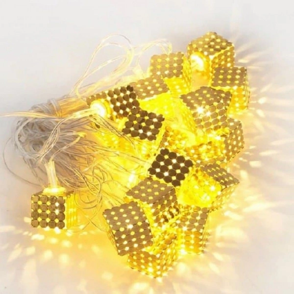 Metal Cube LED Lights (16 Lamps)
