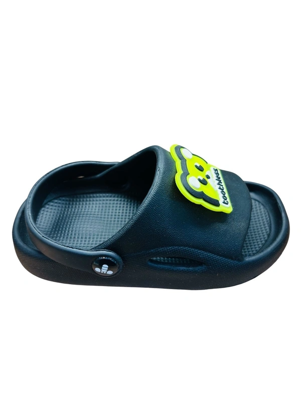 TOOTHLESS KIDS CROCS - 7, BLACK