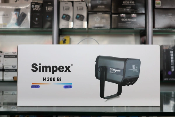 SIMPEX M 300 BI CONTINOUS VIDEO LIGHT CRL 95 ,TEMP 2700-6500 