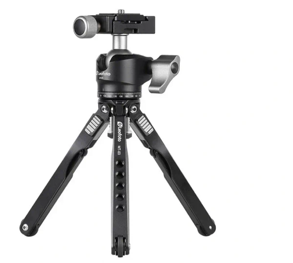 TABLE TRIPOD
