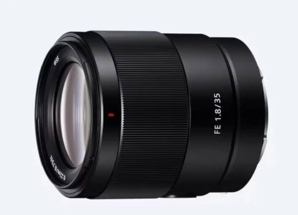 Sony  35mm 1.8