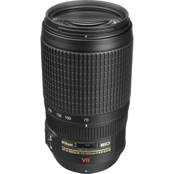 NIKON 70-300 VR 2 LENS