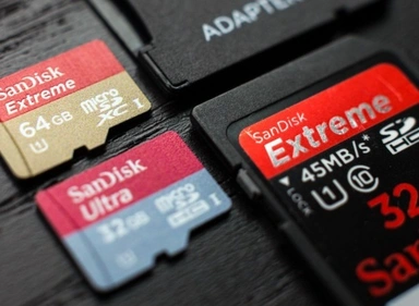 SD CARDS