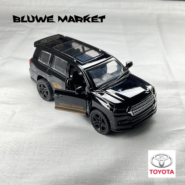 Toyota Land Cruiser 1/32 - Diecast Metal Toy Car - Black 