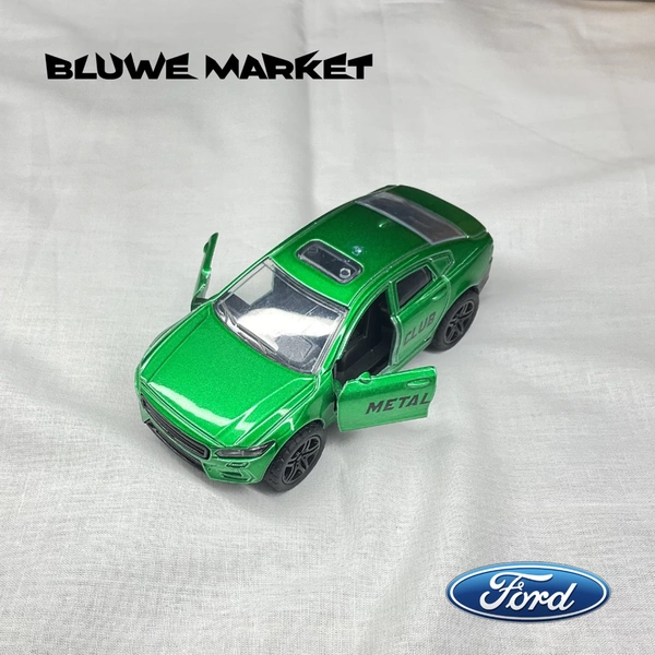 Ford Taurus 1/32 - Diecast Metal Toy Car - Green