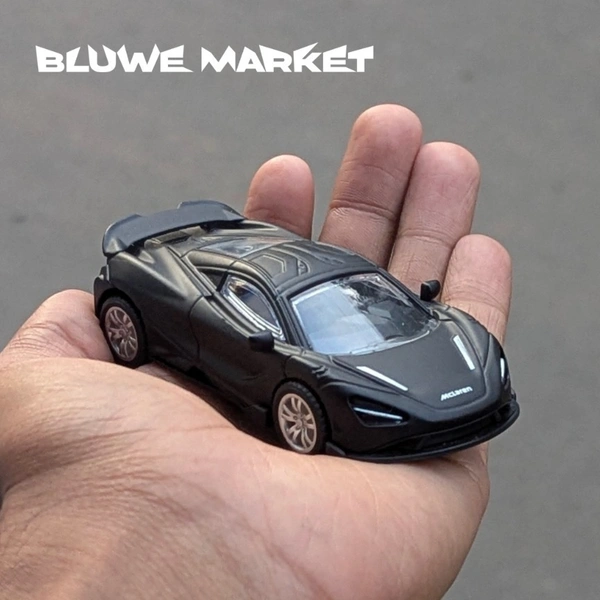 McLaren 720S 1/43 Scale Diecast Car - Black