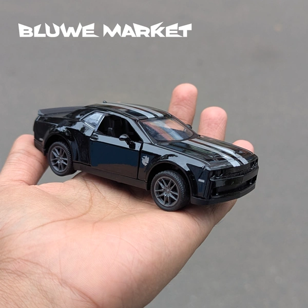 Dodge Hellcat 1/36 Metal Diecast Car With Light & Sound - Black