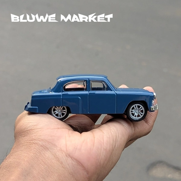 Vintage 1/43 Metal Diecast Car 