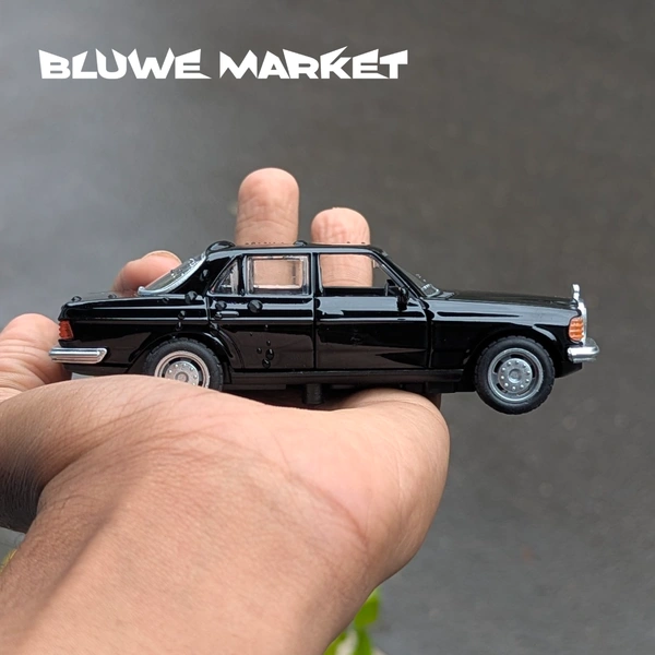 Mercedes Benz W123 1/36 Metal Diecast Car - Black