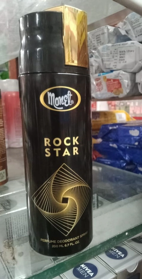 MOMET ROCK STAR