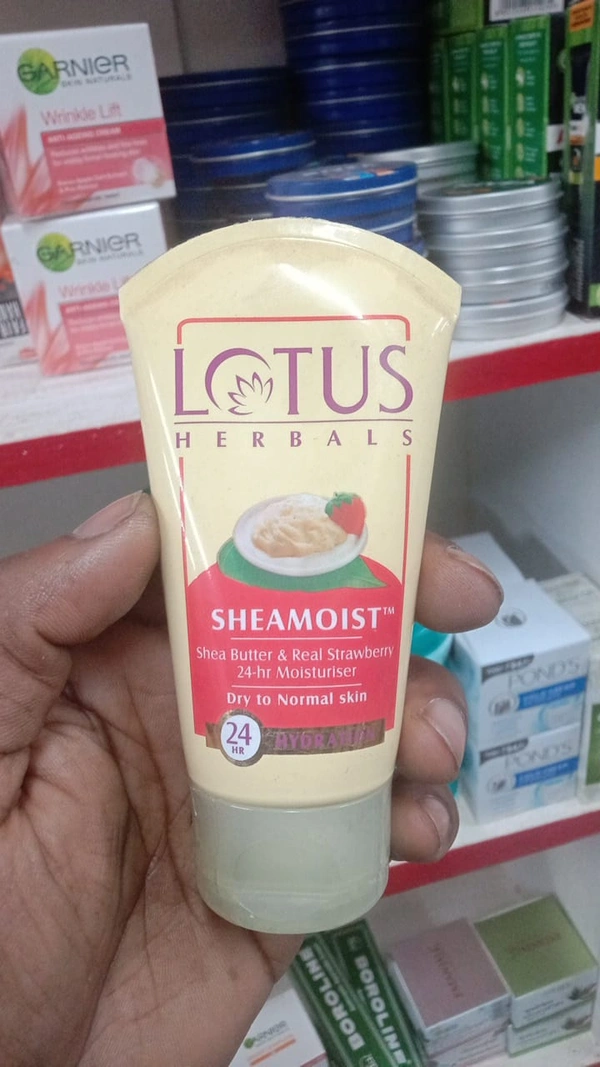 Lotus Sheamoist Shea Butter&real Strawberry Moisturiser