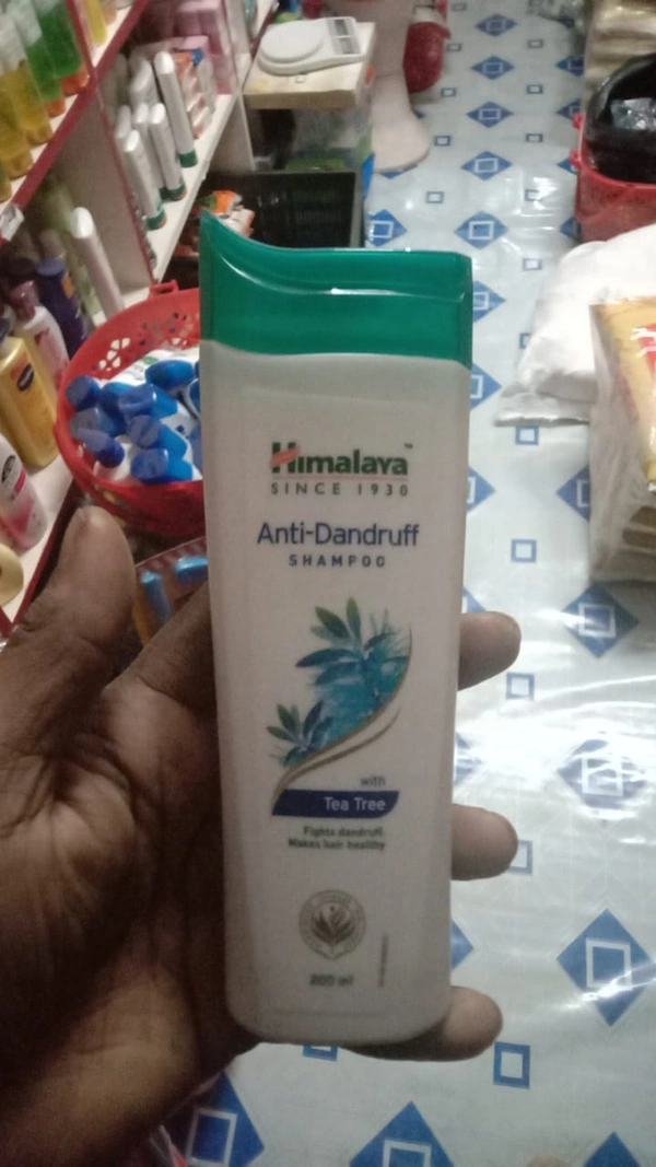 Himalaya Anti Dandruff Shampoo - 200ml