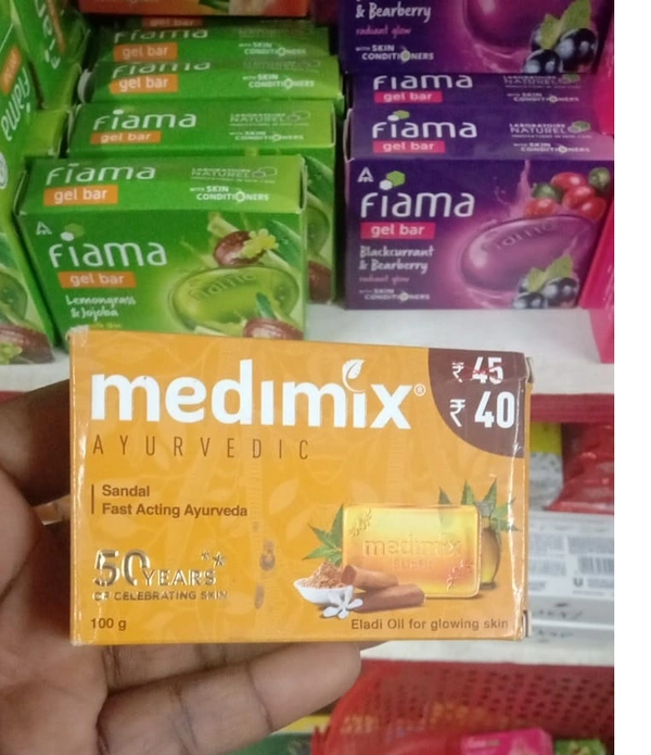 Medimax  Ayurvedic  sandal soap 100g