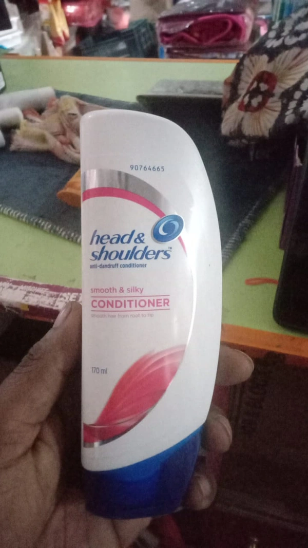 head& shoulders 2in1 anti-dandruff shampoos Silky+conditioner  Smooth &silky - 170ml