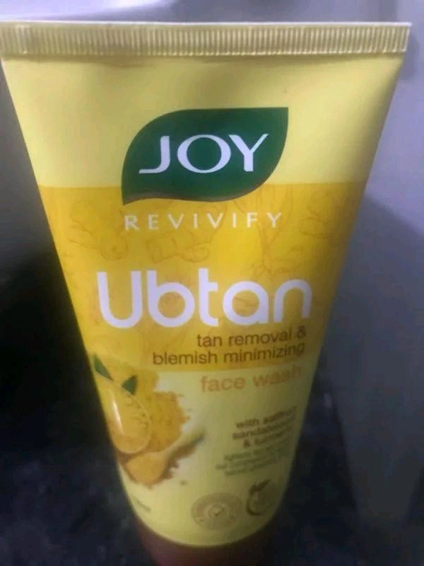 Joy Ubtan Face Wash 
